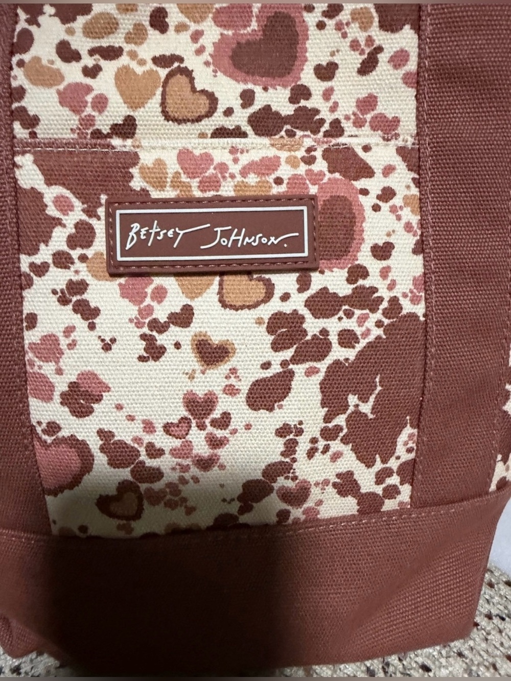 Betsey Johnson NEW Brown & Beige Heart Print Insulated Canvas Lunch Tote - Picture 3 of 5